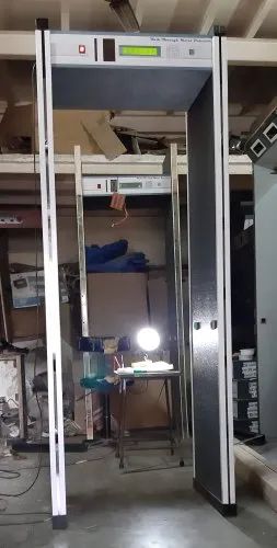 SPEW PVC Dual Zone Metal Detector, Weight : 60kg