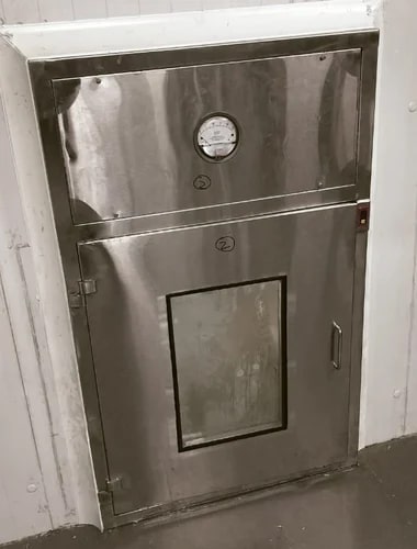 Grey Single Phase Dynamic Pass Box, For Hospital, Voltage : 220V