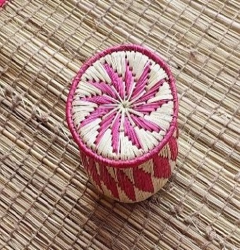 Round Moonj Grass Gift Box