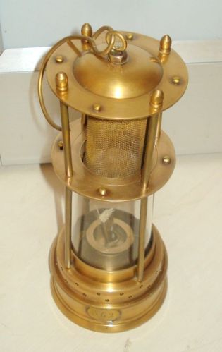Nautical Maritime Boat Ship Lantern, Style : Vintage