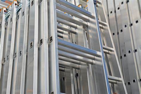 Customised Aluminium Extruded Ladder Sections, Size : Standard