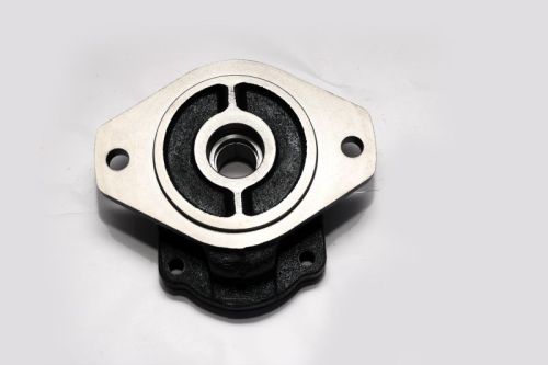 Silver JCB Hydraulic Pump Flange Plate, For Industrial Use, Feature : High Quality