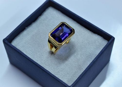 Gold Tanzanite Ring, Gender : Male