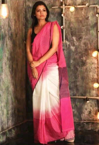 Ladies Pink & White Handloom Saree, Width : 5.5 Meter
