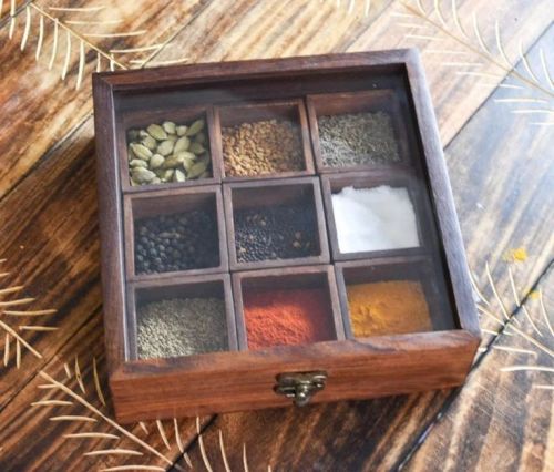 Brown Polished Wooden Spice Box, Feature : Superior Quality, Machinemade, Fine Finishing