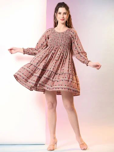 Round Neck Ladies Printed Tunic Top, Size : All Sizes