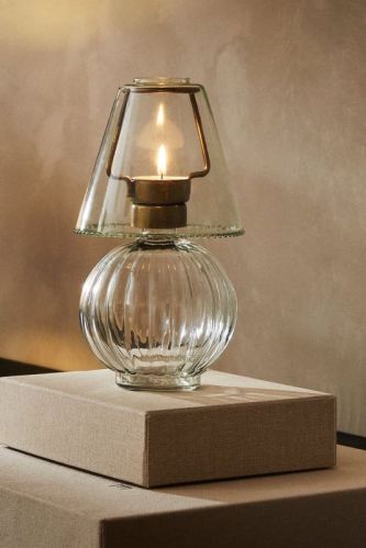 Glass Tealight Holder With Solid Color Lampshade
