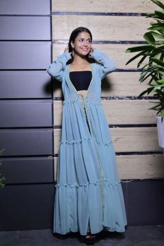 Sufiza Lifestyle Plain Georgette Shrug Layer Style