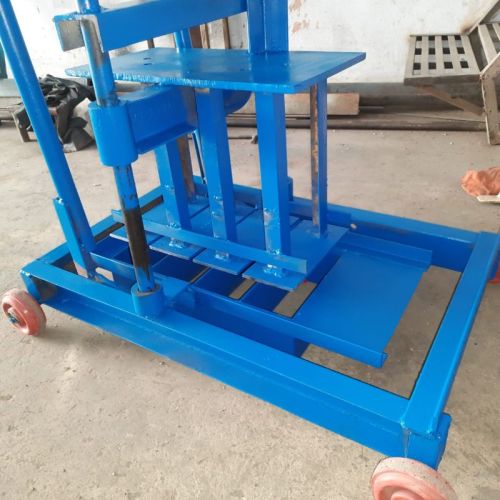 Semi Automatic Flyash Brick Making Machine, Packaging Size : 80-100 Kg