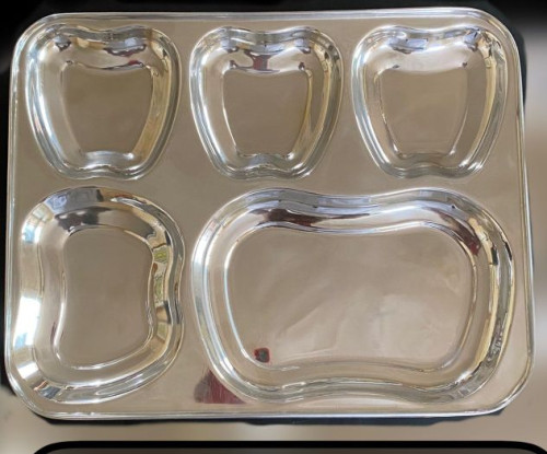 Round Steinless Steel Bhojan Thal