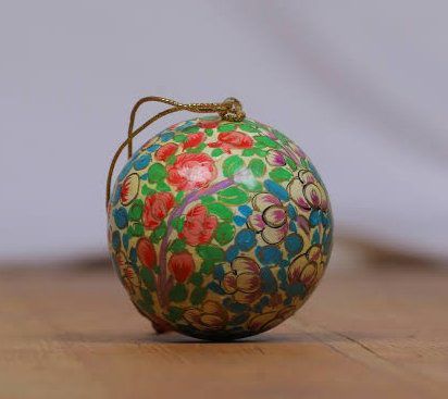 Round Printed Paper Mache Hanging Ball, For Decoration, Feature : Colorful Pattern, Compact Design