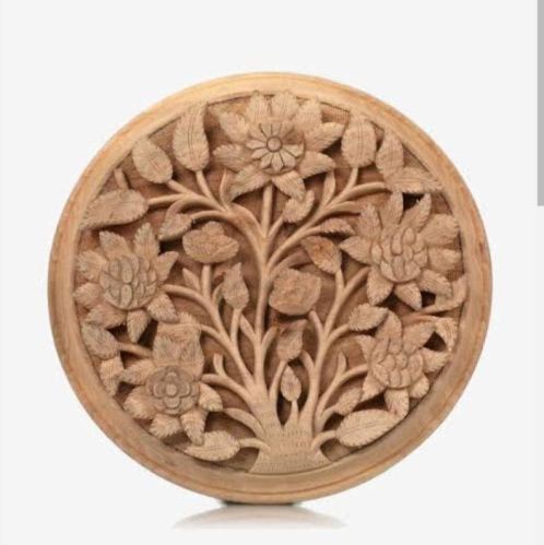 Browm Round Wooden Carved Wall Decor Hanging, For Decoration, Gifting, Packaging Type : Carton Box