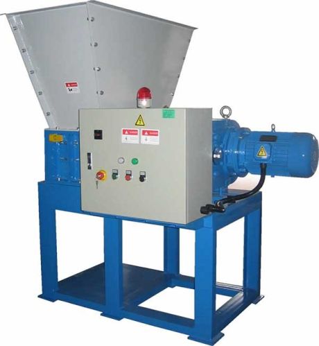Semi Automatic 25KV Face Mask And Gloves Shredder Machine, For Industrial Use, Capacity : 800-1000kg/h