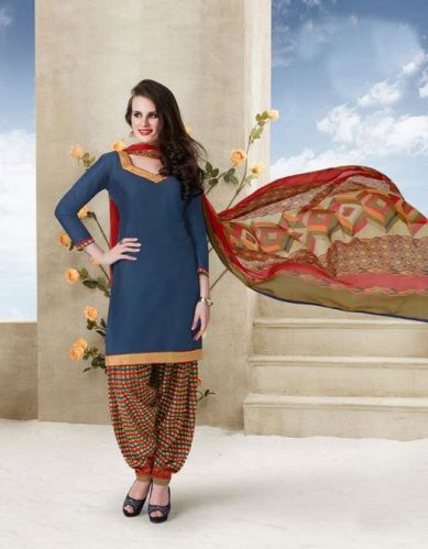 Regular Fit 3/4 Sleeves Plain V-Neck Embroidered Cotton Salwar Suit