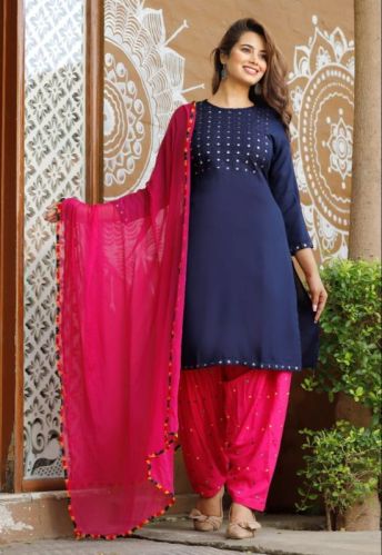 Straight Fit Rayon Salwar Suit, Size : M, XL, XXL