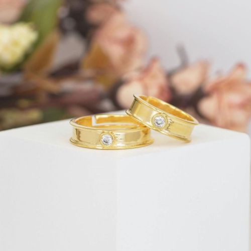 Golden Diamond Ring, Gender : Female