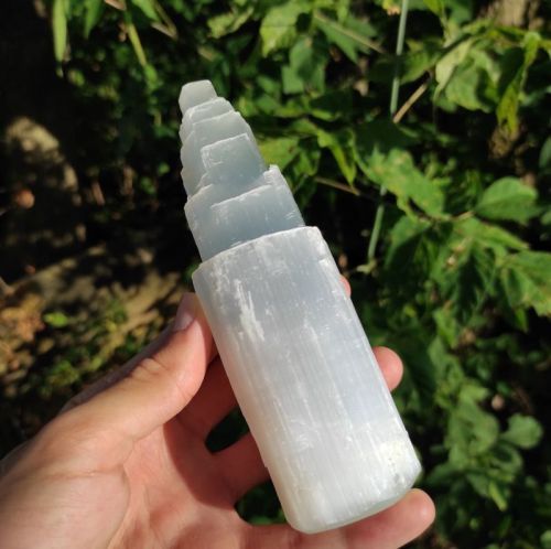 White 15 Cm Selenite Crystal Stone Tower, For Healing, Feature : High Strength, Pleasing Look