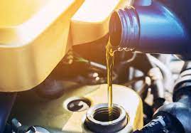 Yellow API CI-4 Truck Engine Oil, For Automotive, Packaging Type : Plastic Box