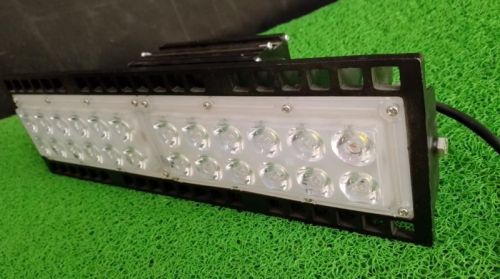 DEV DIGITAL Automatic Aluminum Casting Linear LED Flood Light For Shop, Market, Malls, Garden