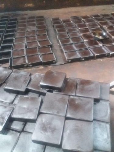 Cutch Block, Packaging Type : Carton Box, Packaging Size : 25 Kg