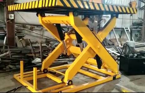 Electric Scissor Lift
