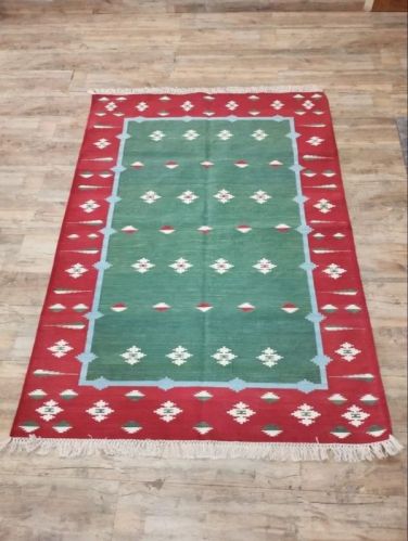 Multicolor Printed Handloom Rug, For Home, Restaurant, Shape : Rectangular