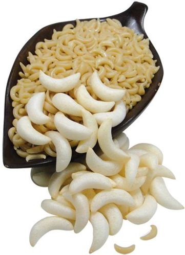 Rasroz Maida Frayums Garlic Fryums, Weight : 25 Kg