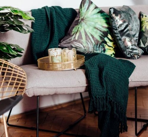 Premium Plain Cotton Throw, For Table, Sofa, Feature : Easily Washable