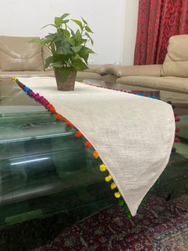 Polyester Plain Table Runner, For Home, Size : 15x17Inch, 20x19Inch, 25x21Inch, 30x23Inch, 35x25Inch
