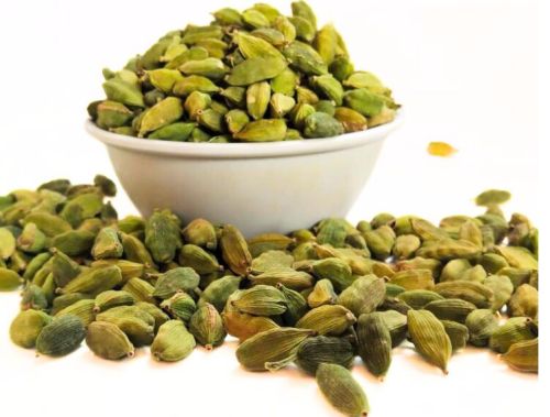 Raw Natural Green Cardamom, For Cooking, Spices, Food Medicine, Certification : FSSAI Certified