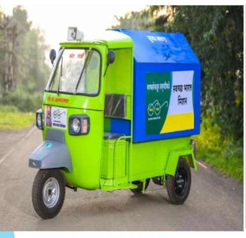 Electric Auto Rickshaw for advertising