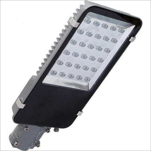 0.98 Cool White 40W AC LED Street Light, Model Number : LLSL-40