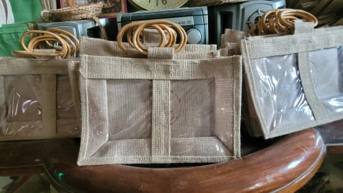 Plain Jute Windows Gift Bag, Size : 8*2*4 Inches