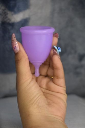 Flexible Silicone Menstrual Cup, Hardness : Soft
