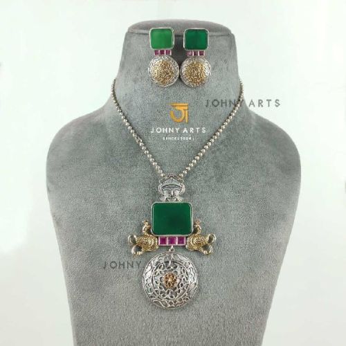 Johny Arts Pendant Set, Color : Multi Color, Purity : Brass