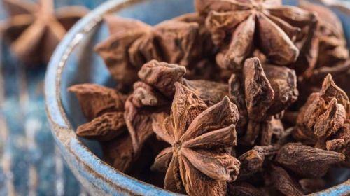 Star Anise Seeds, Color : Brown, Form : Solid, Purity : 99.9%