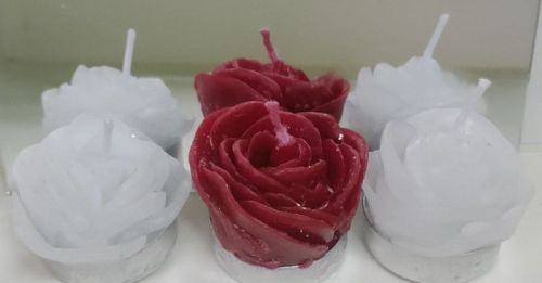 Plain Glossy Beeswax Flower Shaped Candle, For Party, Lighting, Decoration, Candle Weight : 90gm