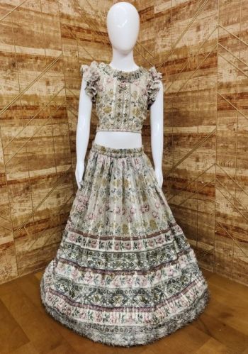 Girls Party Wear Georgette Lehenga Choli, Feature : Elegant Design, Breathable, Skin Friendly