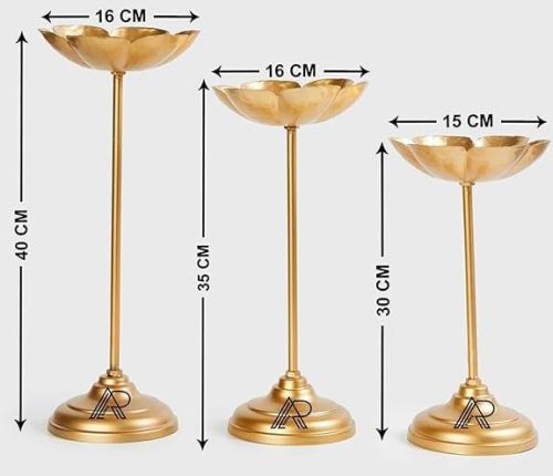 Gold Taj Stand Set Of 3