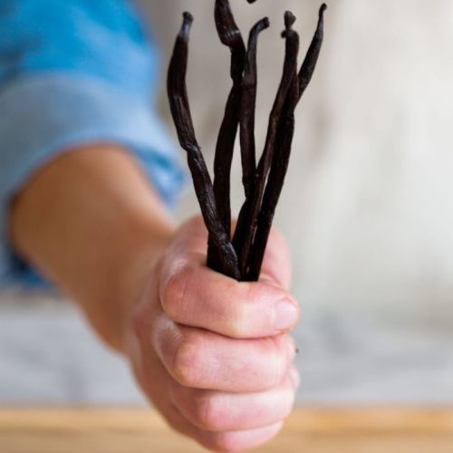 Organic vanilla beans, Packaging Type : Natural Colour