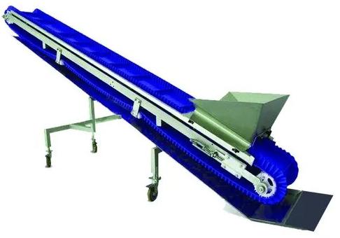 SS 304/PVC/MS/gi/cast Iro Cleated Inclined Conveyor For Moving Goods