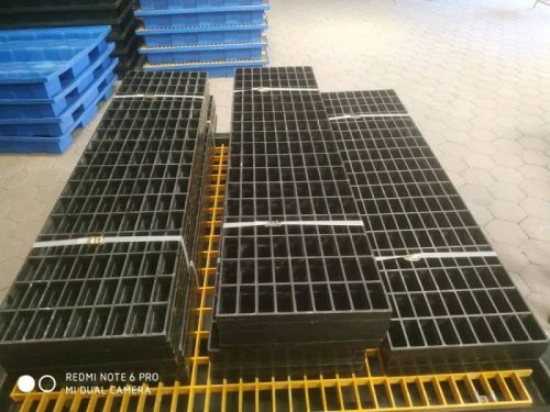 Black FRP Grating, Shape : Rectangular