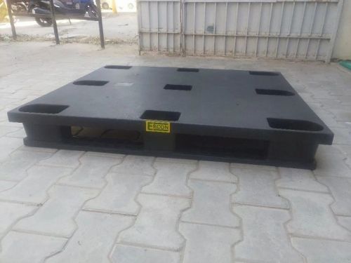 Black Rectangle 500 Kg Racking Plastic Export Cargo Pallet, Entry Type : Four Way