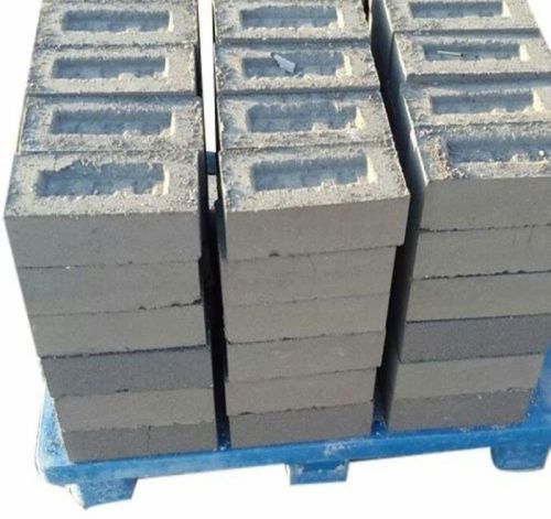 Blue Rectangular Plastic Pallet, Capacity : Up To 250 Kg