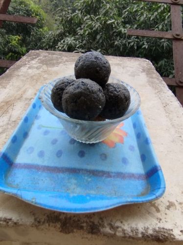 Black Sesame Laddu