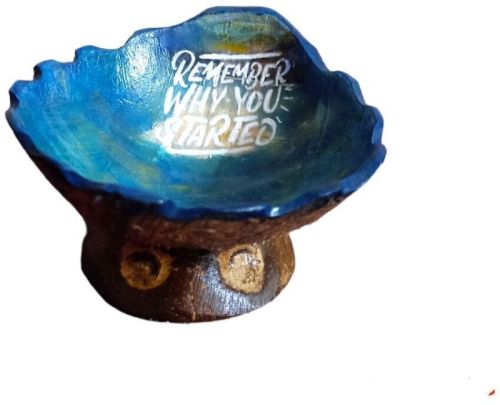 Polished Coconut Shell Holder, Packaging Type : Box