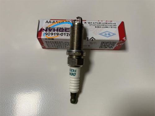 90919-01263 FK20HBR8 Japan Original Quality Spark Plugs Non-