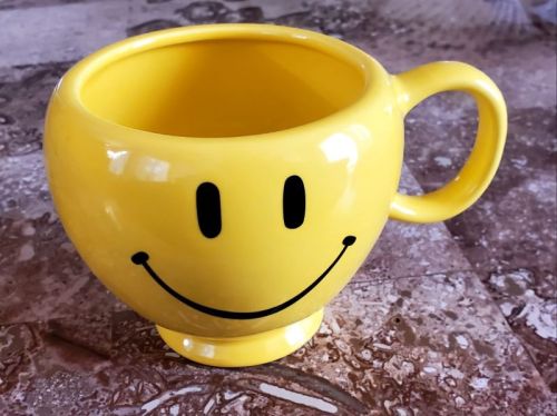 Printed Ceramic Dolomite Happy Face Mug Small