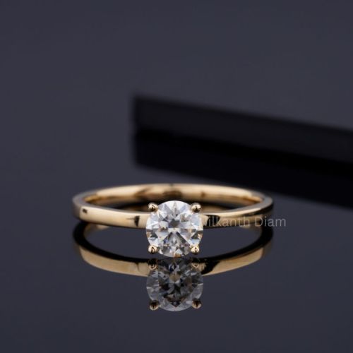 Round Lab Grown Diamond Ring, Packaging Type : Box