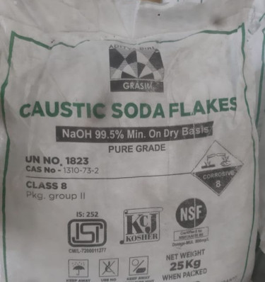 Caustic Soda Flakes, Packaging Type : Plastic Bags